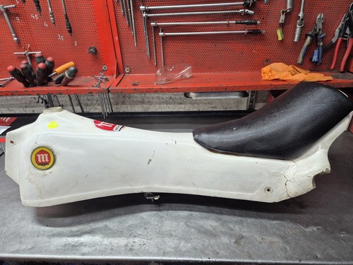 Réservoir complet avec selle - complet,
