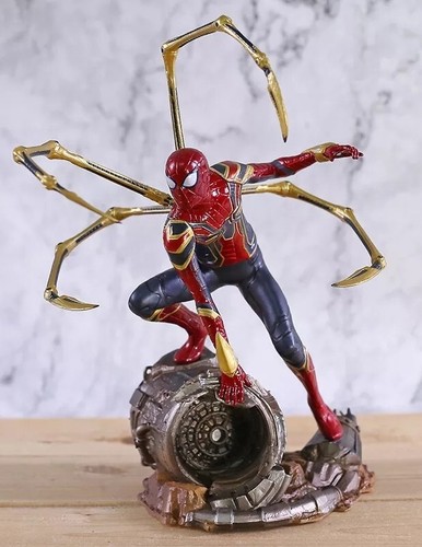 Avengers figurine iron - avengers,