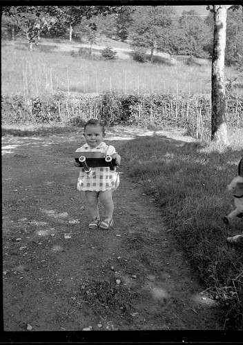 Young child baby - child, infant