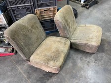 2 SIEGES AVANT BASCULANT