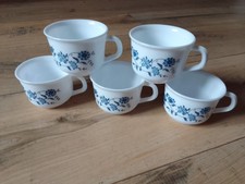 Lot de 5 petites tasses