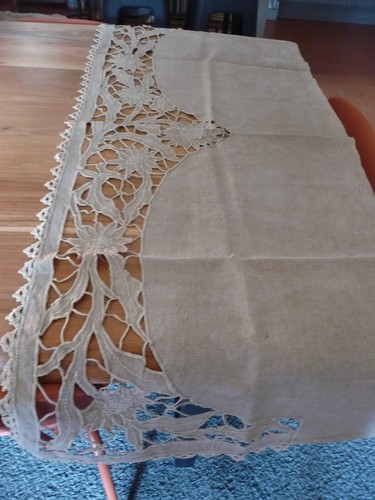 Linge ancien dessus - linge,