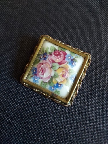 Ancienne broche carré - ancienne, en