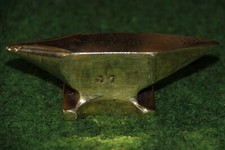 PETITE ENCLUME DE BIJOUTIER