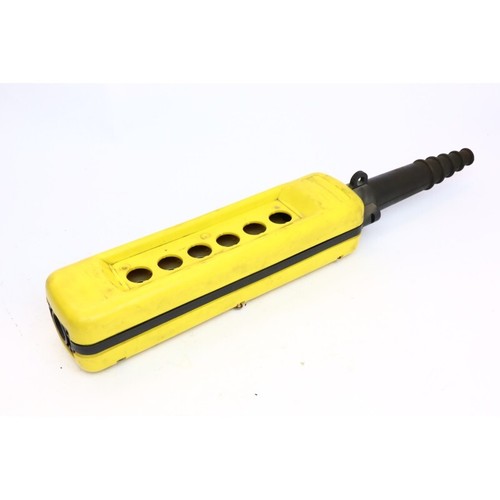 Schneider electric xac a06 - electric, xac-a06