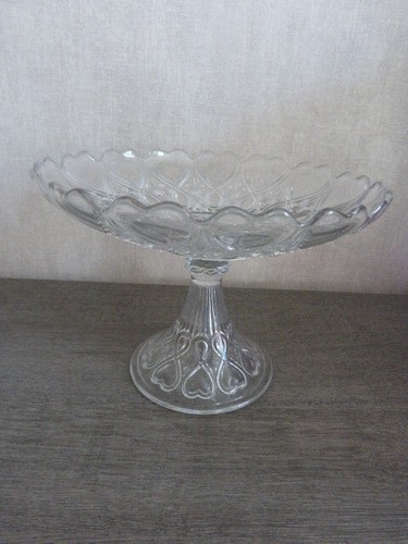 Grande coupe verre sur - grande, pied