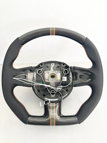 Volant carbone aston - carbone, d'aston