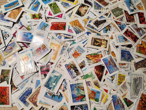 Lot 500 timbres oblitérés - 500,