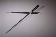 stylet Corse manche en ébène 82