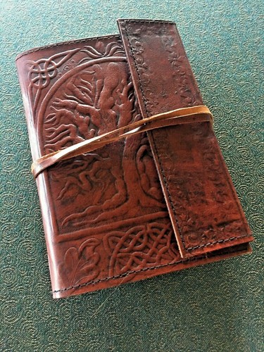 Hand tooled oak - hand-tooled, tree