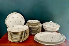 34 piece 12 pers. French LIMOGES PORCELAIN Gilt Edged Dinner SET circa 1948
