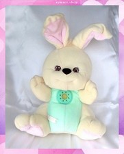 Doudou Peluche Lapin Musical Et Lumineux Jaune Vert Rose Fisher-Price