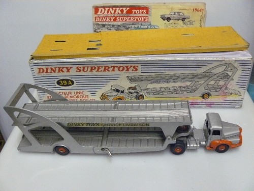 Dinky toys ancien camion - ,
