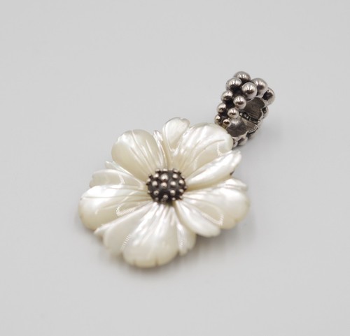 Breloque supérieure pendentif