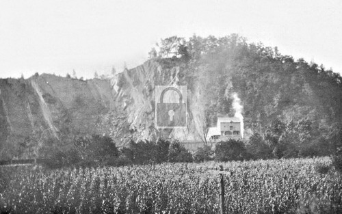 Stone quarry keyser - quarry, west