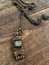 Collier pendentif en bronze