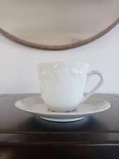 TASSE EN PORCELAINE DE LIMOGES