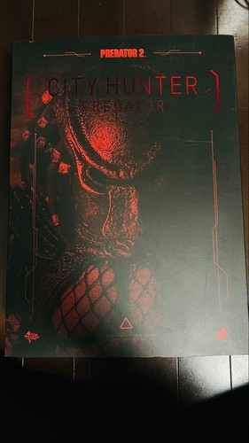 Hot toys predator city - toys,