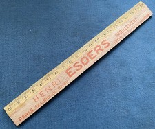 Ancienne règle en bois