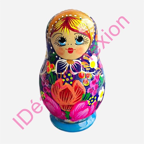 Matriochka poupée russe