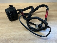 UN COMMODO COMMANDE GAUCHE