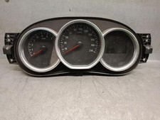 248105706R tableau de bord