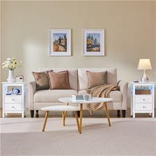 Table de Chevet avec Station