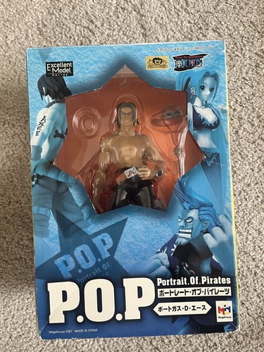 Megahouse portrait pirates - portrait,