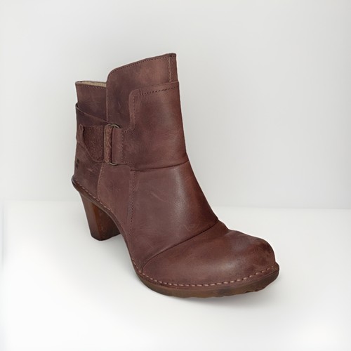 Naturalista ankle boots - naturalista,