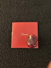 Pendentif galet rouge en cristal de Baccarat