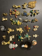 26 broches  vintage clowns et