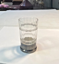 rare petit verre cristal avec pied cerclé d'étain