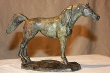 Cheval pursang, Sculpture en