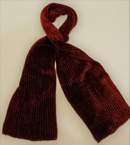 Echarpe velours chenille - *echarpe,