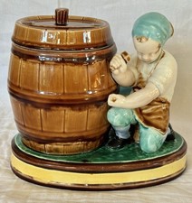 POT A TABAC  EN BARBOTINE DE SARREGUEMINES TONNELIER