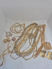 Lot Bijoux Fantaisies Vintages Métal Doré