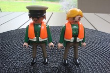 AB118/ PLAYMOBIL FIGURINE