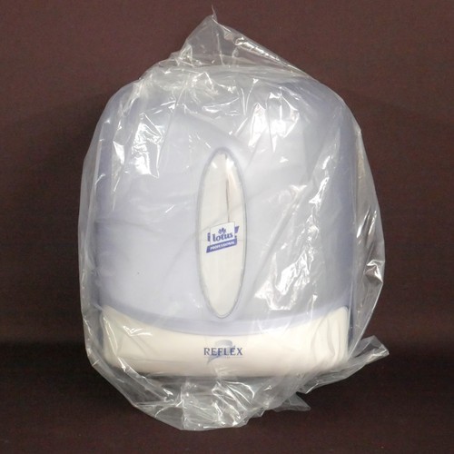 Distributeur essuie mains - distributeur, essuie-mains