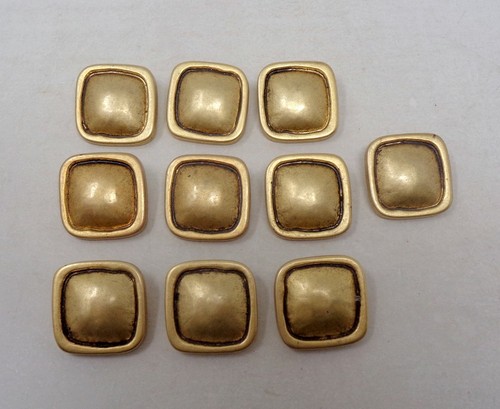 Lot boutons vintage - 10,