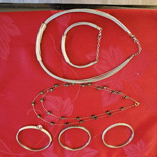 2 colliers et 4 bracelets fantaisie