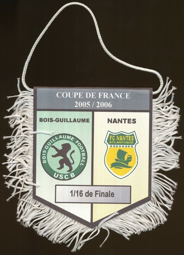 Petit fanion fusc bois - fanion, fusc.bois