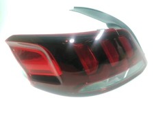 FEU ARRIERE GAUCHE PEUGEOT 301 phase 2 (10/2016) / NE 177099