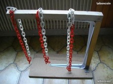 potence costaud TBE pr tondre les chiens avec chaines plastifiées support bois 
