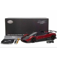 Véritable voiture 1/18 Pagani