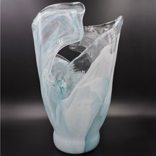 Vase en verre de Murano Bleu modèle Vagues 