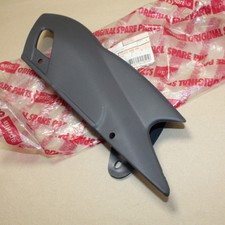 PROTEGE CHAINE SUPERIEUR GRIS