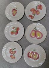 6 Assiettes En Barbotine