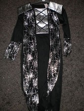 Superbe ROBE  HALLOWEEN