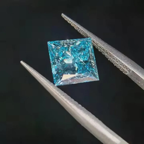 Bague diamant bleu taille