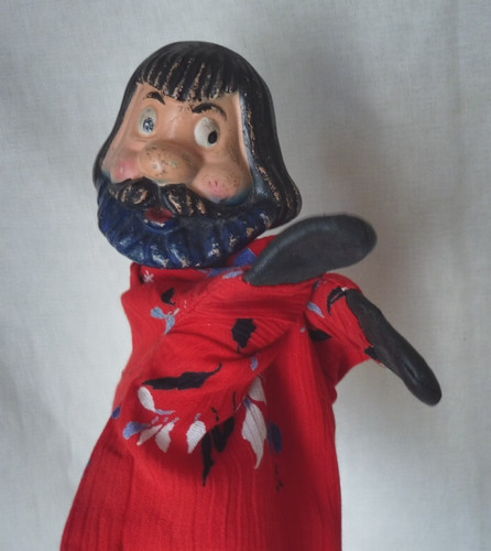Ancienne marionnette - , a